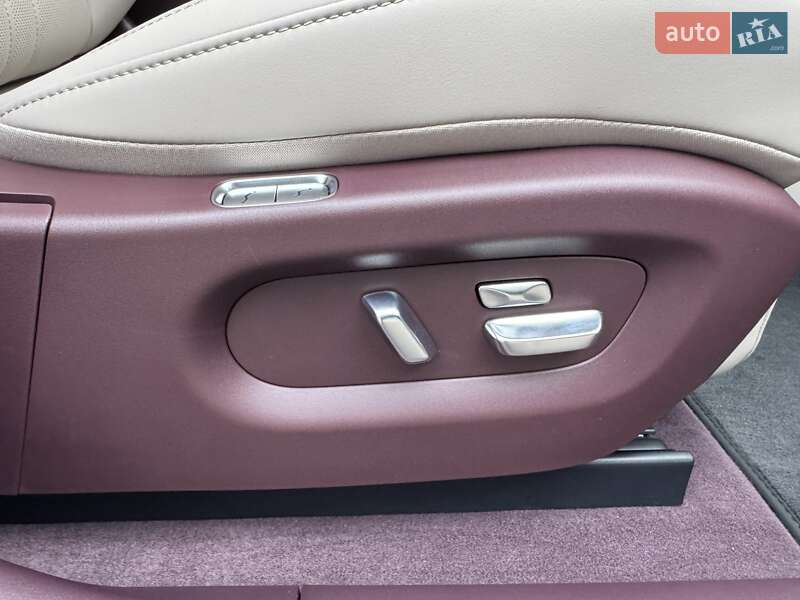 Внедорожник / Кроссовер Xiaomi YU7 2025 в Одессе