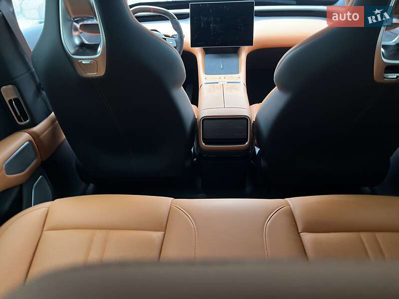 Внедорожник / Кроссовер Xiaomi YU7 2025 в Киеве фото 4 Внедорожник / Кроссовер Xiaomi YU7 2025 в Киеве