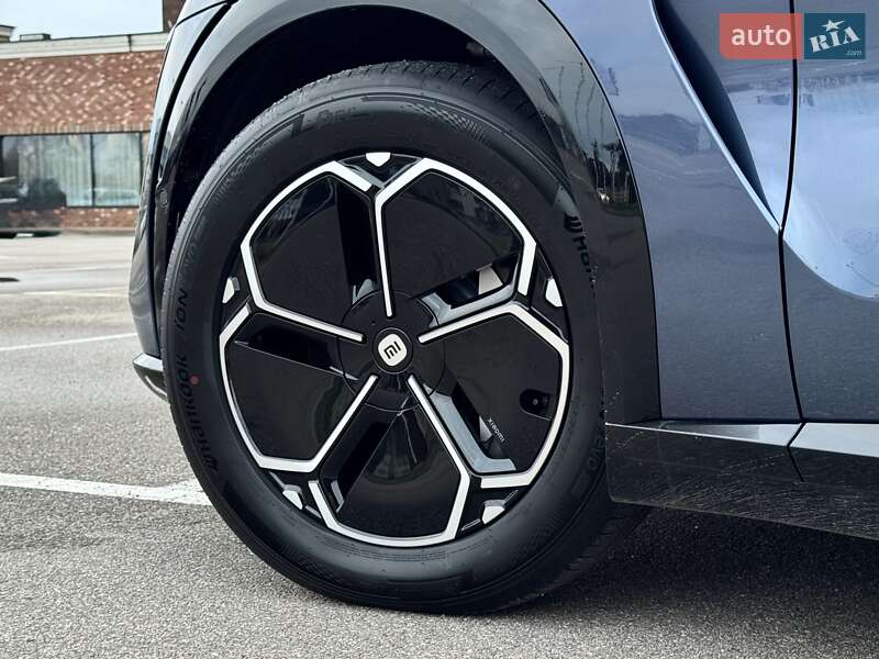 Внедорожник / Кроссовер Xiaomi YU7 2025 в Киеве