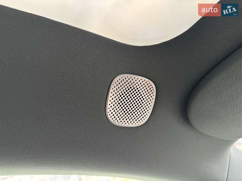 Внедорожник / Кроссовер Xiaomi YU7 2025 в Киеве