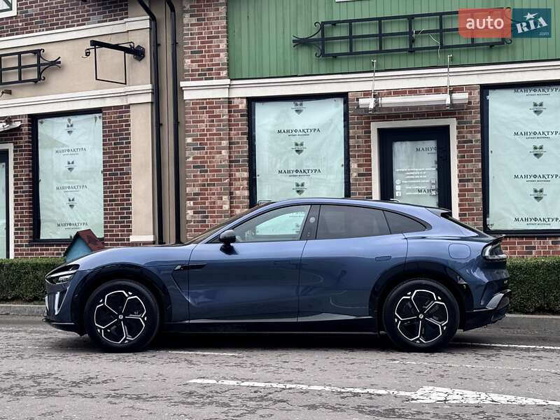 Внедорожник / Кроссовер Xiaomi YU7 2025 в Киеве