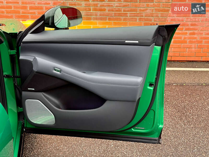 Внедорожник / Кроссовер Xiaomi YU7 2025 в Киеве фото 36 Внедорожник / Кроссовер Xiaomi YU7 2025 в Киеве