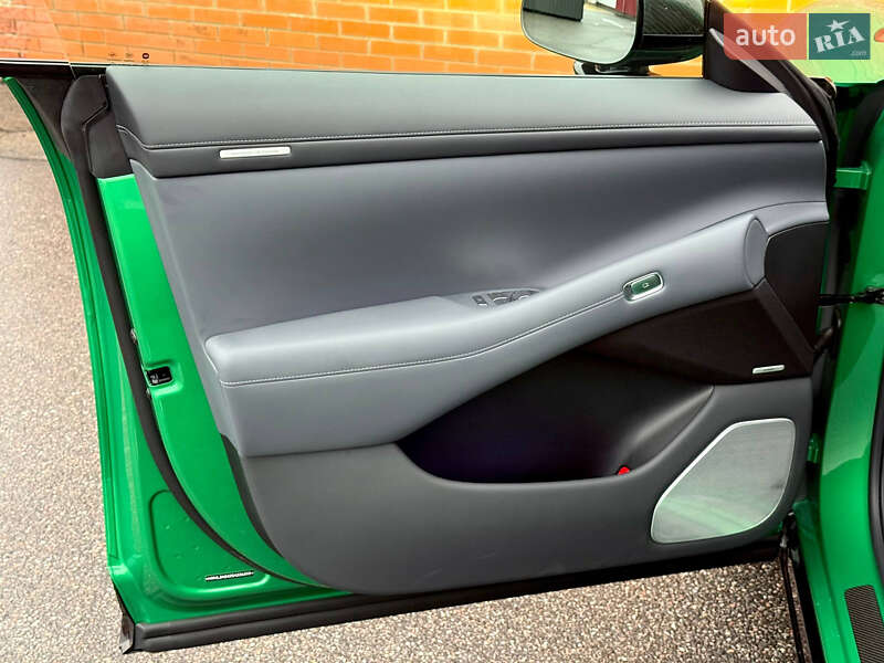 Внедорожник / Кроссовер Xiaomi YU7 2025 в Киеве фото 43 Внедорожник / Кроссовер Xiaomi YU7 2025 в Киеве