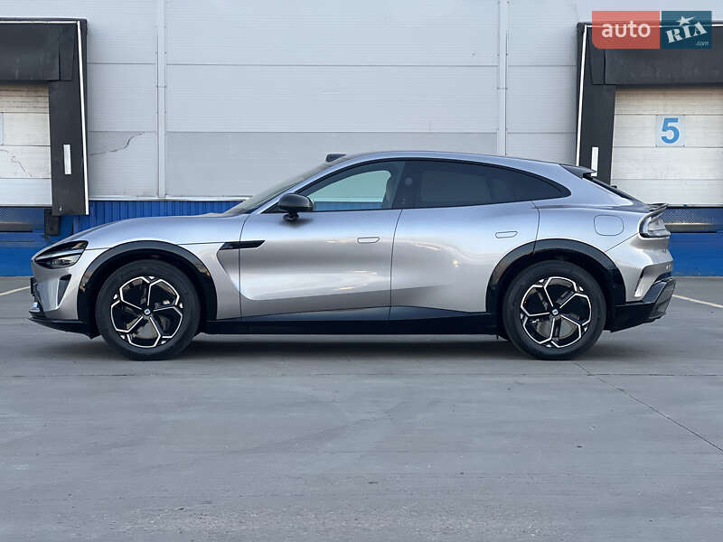 Внедорожник / Кроссовер Xiaomi YU7 2025 в Киеве фото 11 Внедорожник / Кроссовер Xiaomi YU7 2025 в Киеве