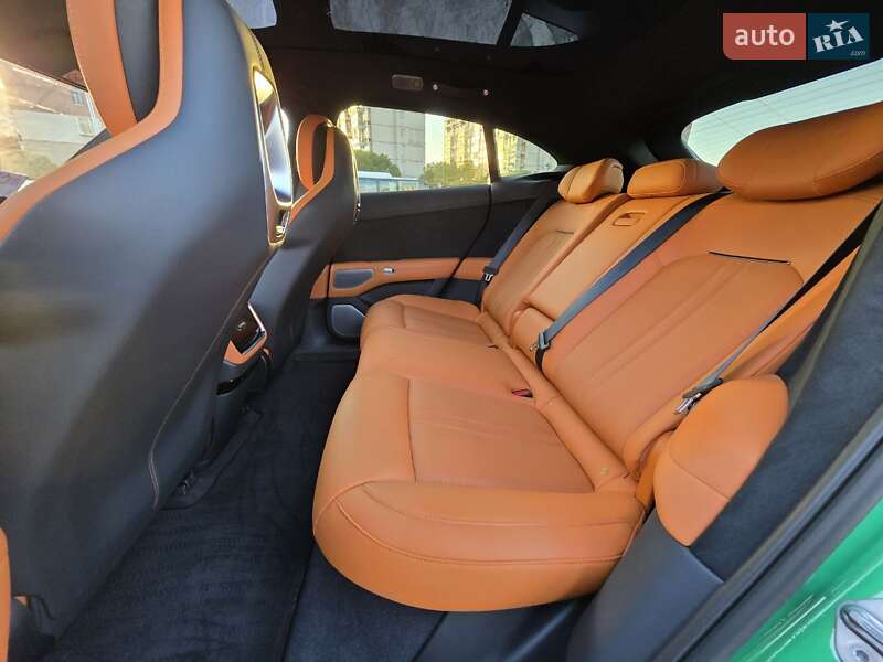 Внедорожник / Кроссовер Xiaomi YU7 2025 в Днепре