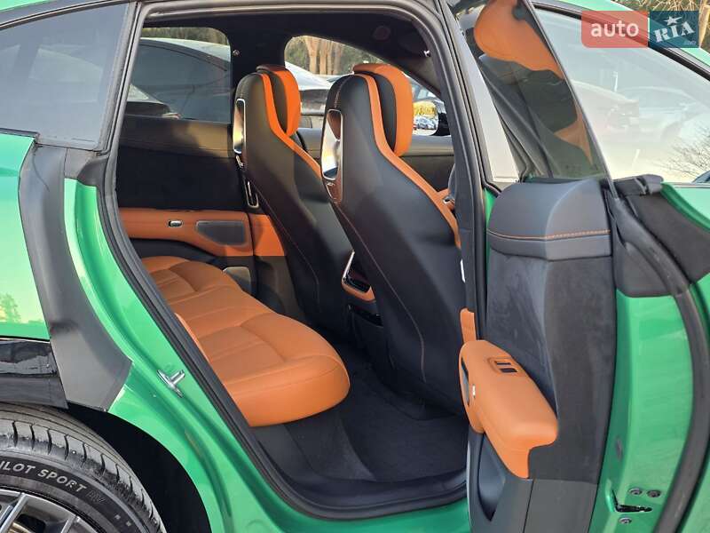 Внедорожник / Кроссовер Xiaomi YU7 2025 в Днепре