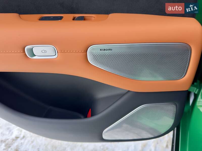 Седан Xiaomi YU7 2025 в Киеве