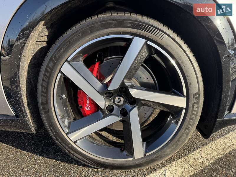 Позашляховик / Кросовер Xiaomi YU7 2025 в Києві фото 24 Позашляховик / Кросовер Xiaomi YU7 2025 в Києві