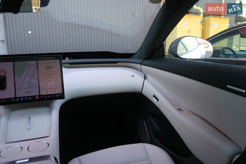 Позашляховик / Кросовер Xiaomi YU7 2025 в Києві