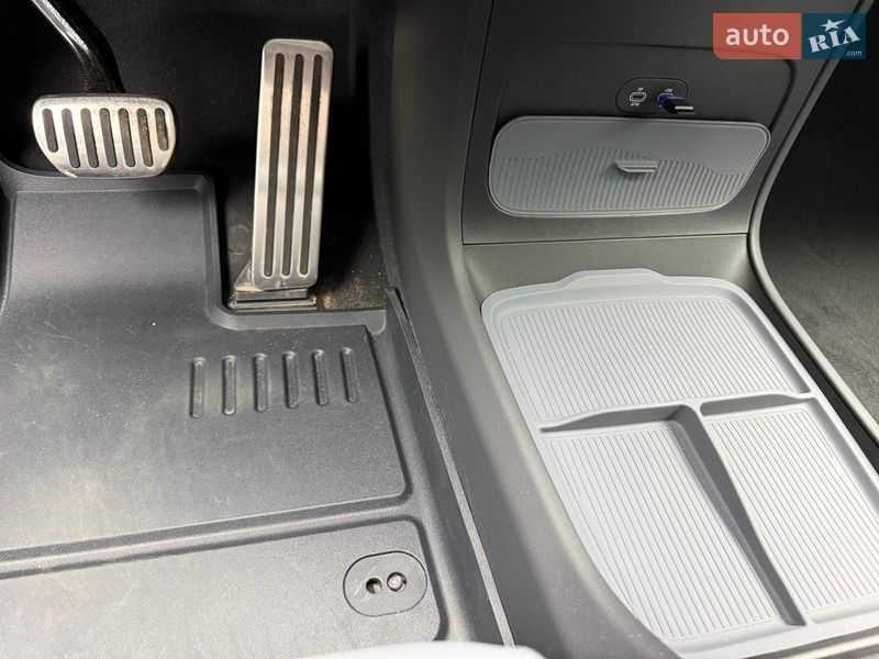 Позашляховик / Кросовер Xiaomi YU7 2025 в Києві фото 17 Позашляховик / Кросовер Xiaomi YU7 2025 в Києві