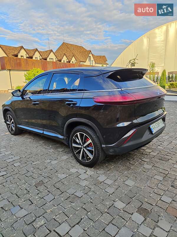 Внедорожник / Кроссовер Xpeng G3 2018 в Ровно