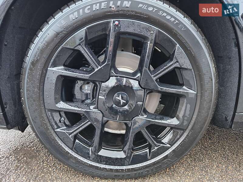 Внедорожник / Кроссовер Xpeng G7 2025 в Киеве