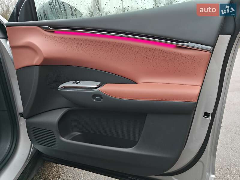 Внедорожник / Кроссовер Xpeng G7 2025 в Киеве