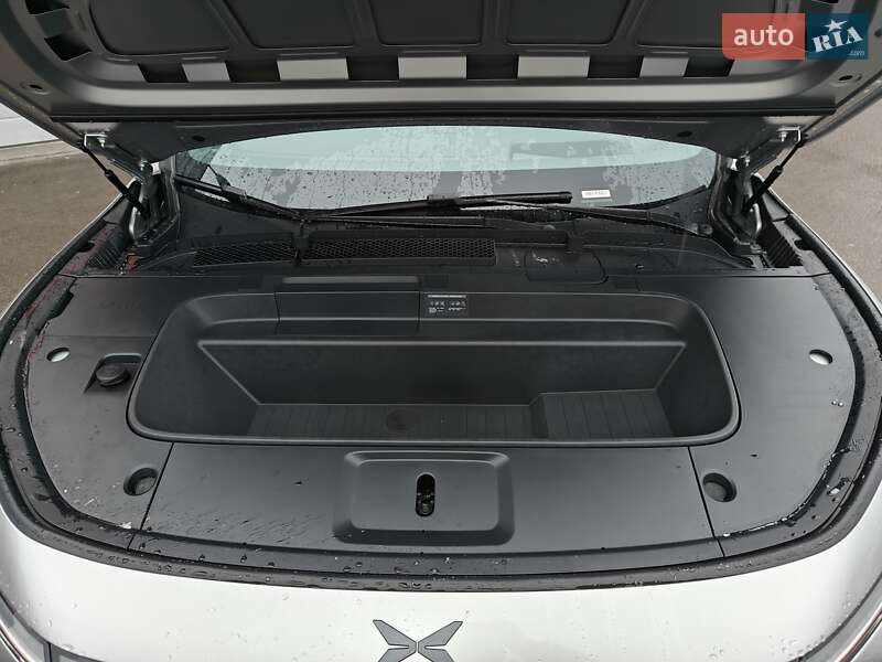 Внедорожник / Кроссовер Xpeng G7 2025 в Киеве