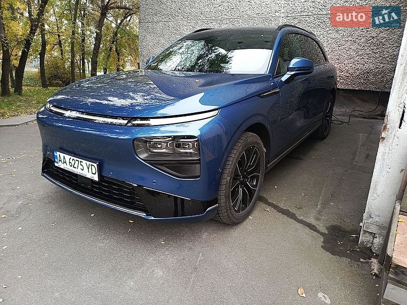 2025 Xpeng G9, VIN L1NNSGHB0SB059369:plate — zdjęcie 1 (autoria)