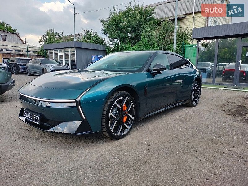 Xpeng P7, photos from the listing