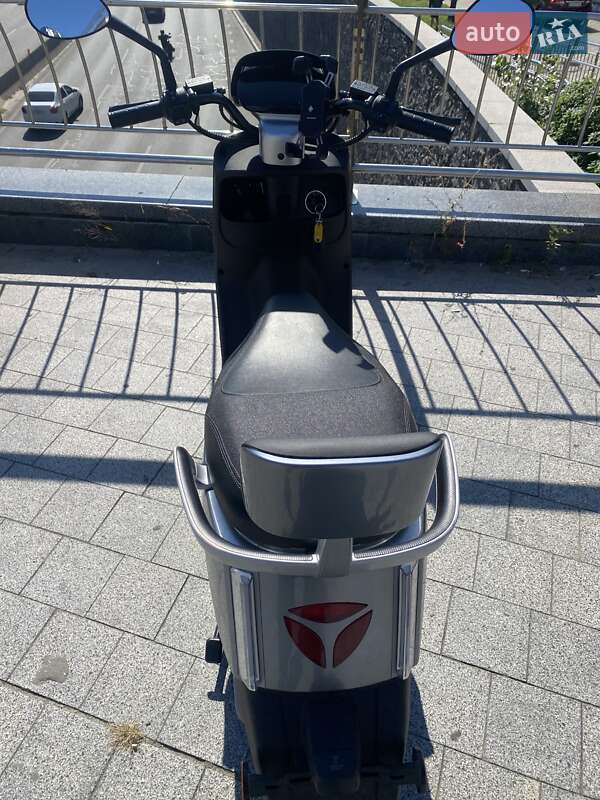 Мопеди Yadea E8S 2024 в Києві фото 4 Мопеди Yadea E8S 2024 в Києві