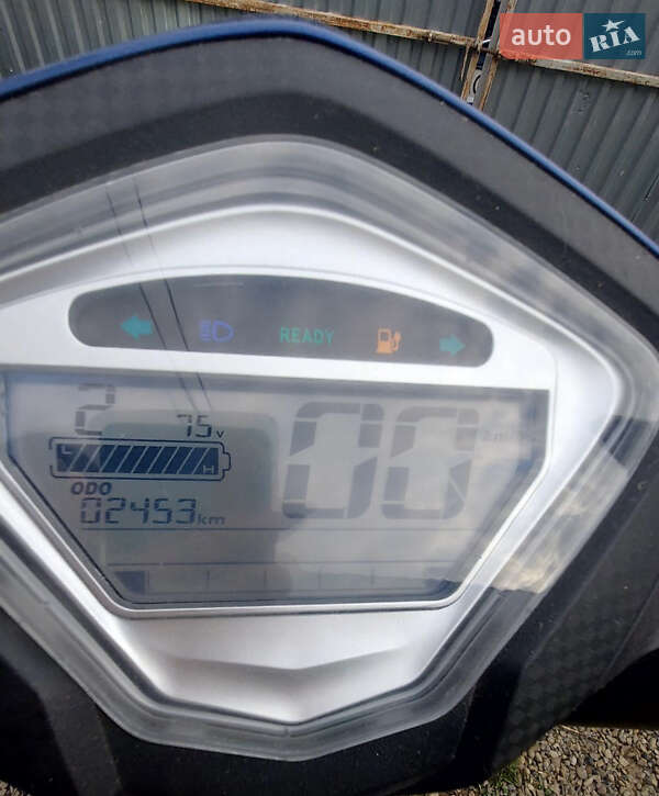 Скутер Yadea Leiman 2022 в Ужгороде