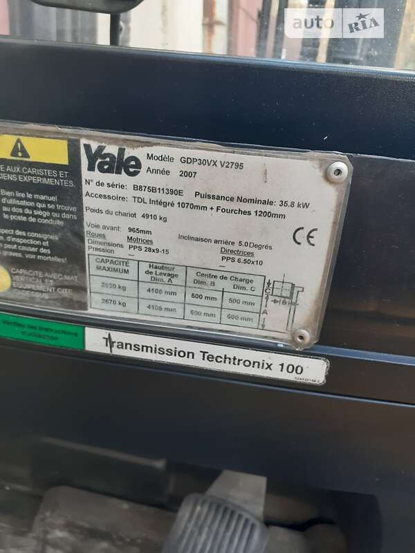 Вилочный погрузчик Yale GDP 30TF V2795 2007 в Львове