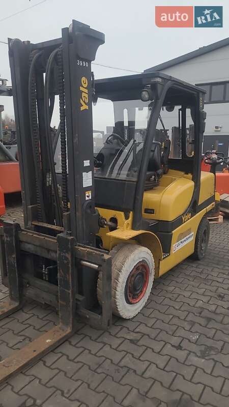 Вилочний навантажувач Yale GDP 2012 в Києві