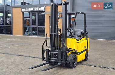 Вилочный погрузчик Yale GLP 16VX 2005 в 