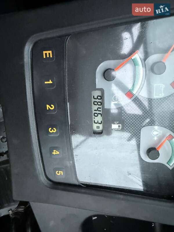 Вилочний навантажувач Yale GLP/GDP 2005 в Києві фото 8 Вилочний навантажувач Yale GLP/GDP 2005 в Києві