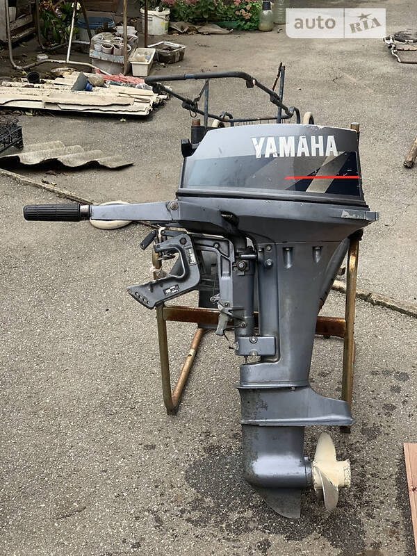 Лодка Yamaha 15 1996 в Черновцах