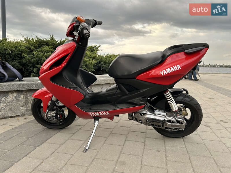 Скутер Yamaha Aerox 2001 в Дніпрі