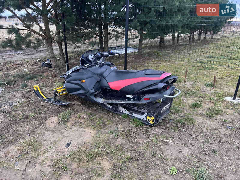 Снегомопеды и снегоскутеры Yamaha Apex 2010 в Городке