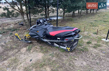 Снегомопеды и снегоскутеры Yamaha Apex 2010 в 