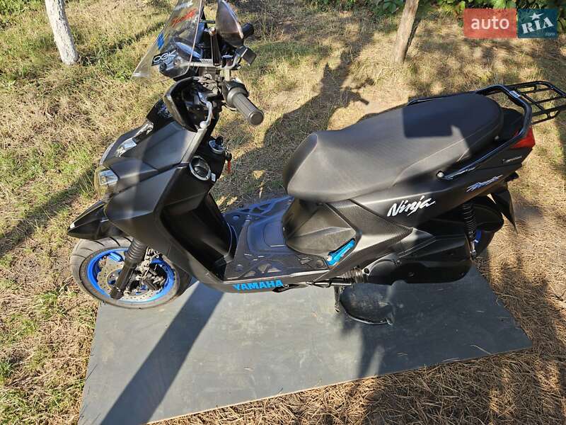 Максі-скутер Yamaha BWS 2016 в Миколаєві
