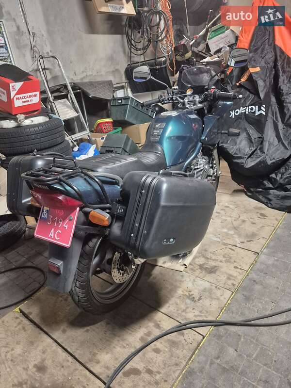 Спортбайк Yamaha Diversion 2000 в Луцьку