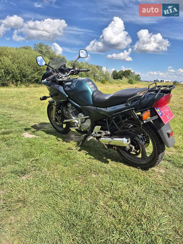 Спортбайк Yamaha Diversion 2000 в Луцьку