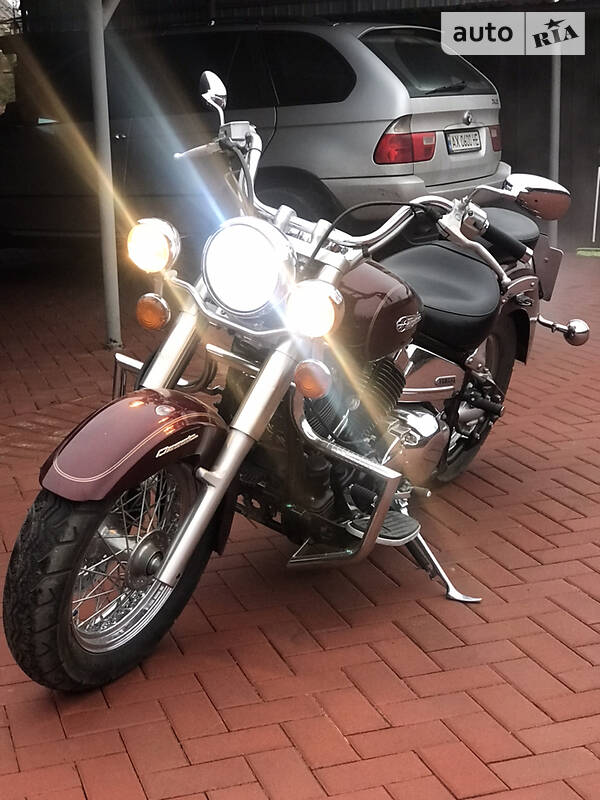 Мотоцикл Классик Yamaha Drag Star 400 2002 в Краснокутске