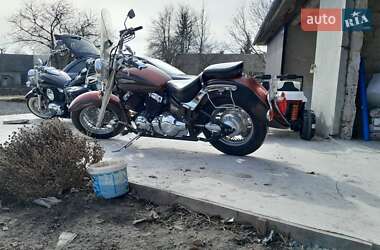 Мотоцикл Классік Yamaha Drag Star 400 2000 в 