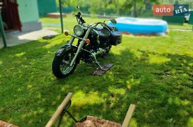 Мотоцикл Круизер Yamaha Drag Star 400 2001 в 