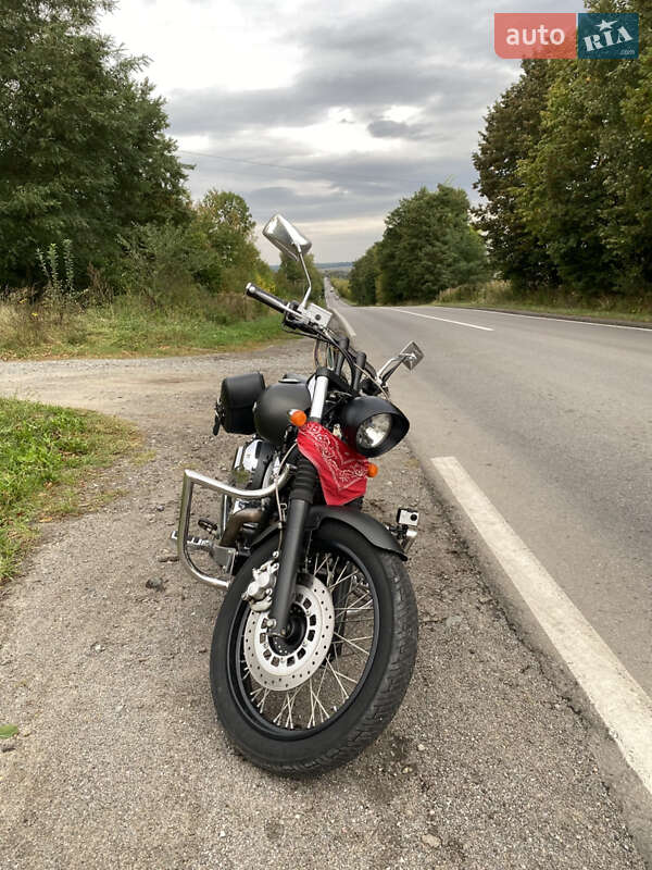 Мотоцикл Круизер Yamaha Drag Star 400 1999 в Остроге фото 11 Мотоцикл Круизер Yamaha Drag Star 400 1999 в Остроге