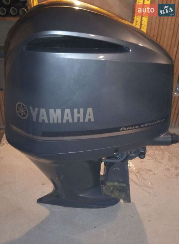 Човен Yamaha F 2021 в Горішніх Плавнях