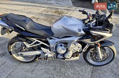Мотоцикл Спорт-туризм Yamaha Fazer 2004 в 