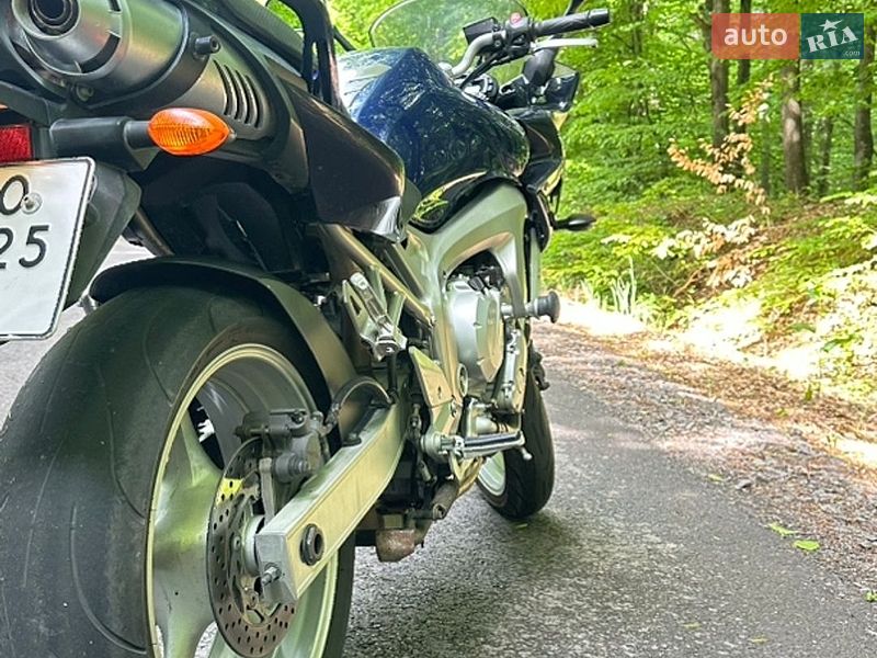 Мотоцикл Спорт-туризм Yamaha Fazer 2004 в Мукачево