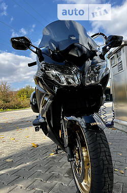 Мотоцикл Спорт-туризм Yamaha FJR 1300 2021 в Пустомитах