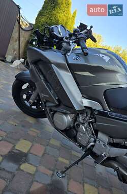 Мотоцикл Спорт-туризм Yamaha FJR 1300 2013 в 