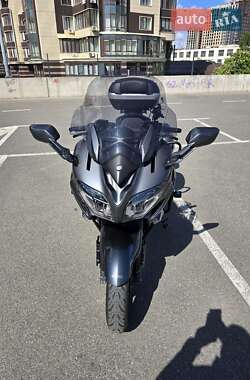 Мотоцикл Спорт-туризм Yamaha FJR 1300 2018 в 