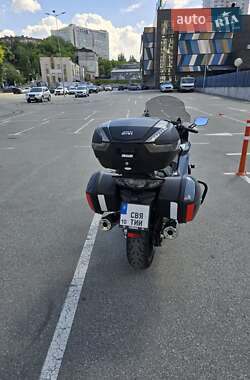 Мотоцикл Спорт-туризм Yamaha FJR 1300 2018 в 