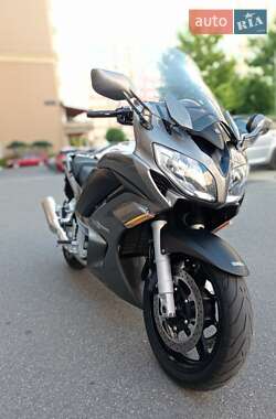 Мотоцикл Многоцелевой (All-round) Yamaha FJR 1300 2013 в  фото 3 Мотоцикл Многоцелевой (All-round) Yamaha FJR 1300 2013 в