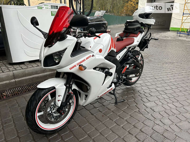 Мотоцикл Спорт-туризм Yamaha FZ-1 2008 в Тернополе