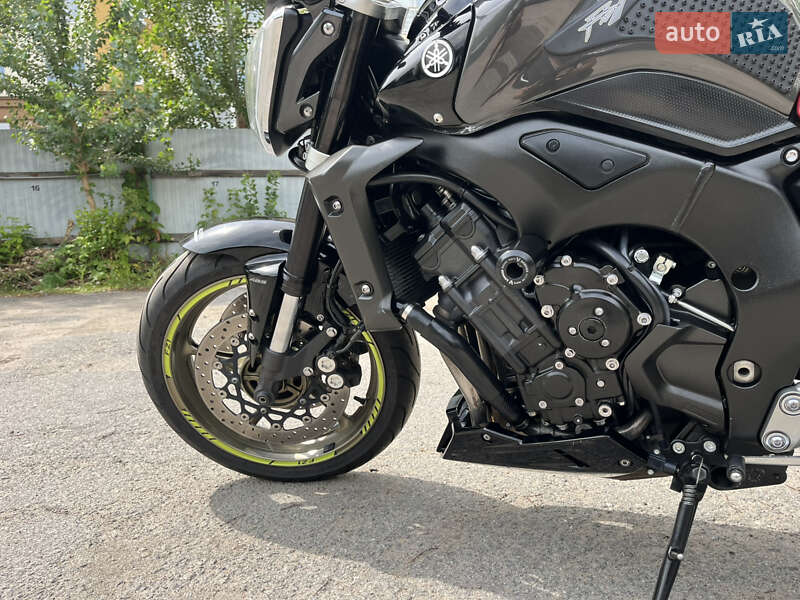 Мотоцикл Без обтекателей (Naked bike) Yamaha FZ-1 2011 в Вишневом