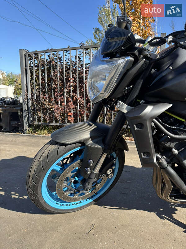 Мотоцикл Без обтекателей (Naked bike) Yamaha FZ-1 2006 в Киеве фото 7 Мотоцикл Без обтекателей (Naked bike) Yamaha FZ-1 2006 в Киеве