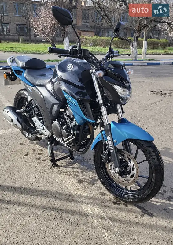 Yamaha FZ 25 2022