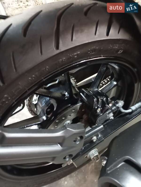 Спортбайк Yamaha FZ 25 2017 в Одессе фото 8 Спортбайк Yamaha FZ 25 2017 в Одессе